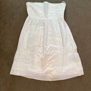 Jessica Simpson White Strapless Dress